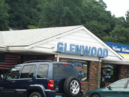 Glenwood, Hamden